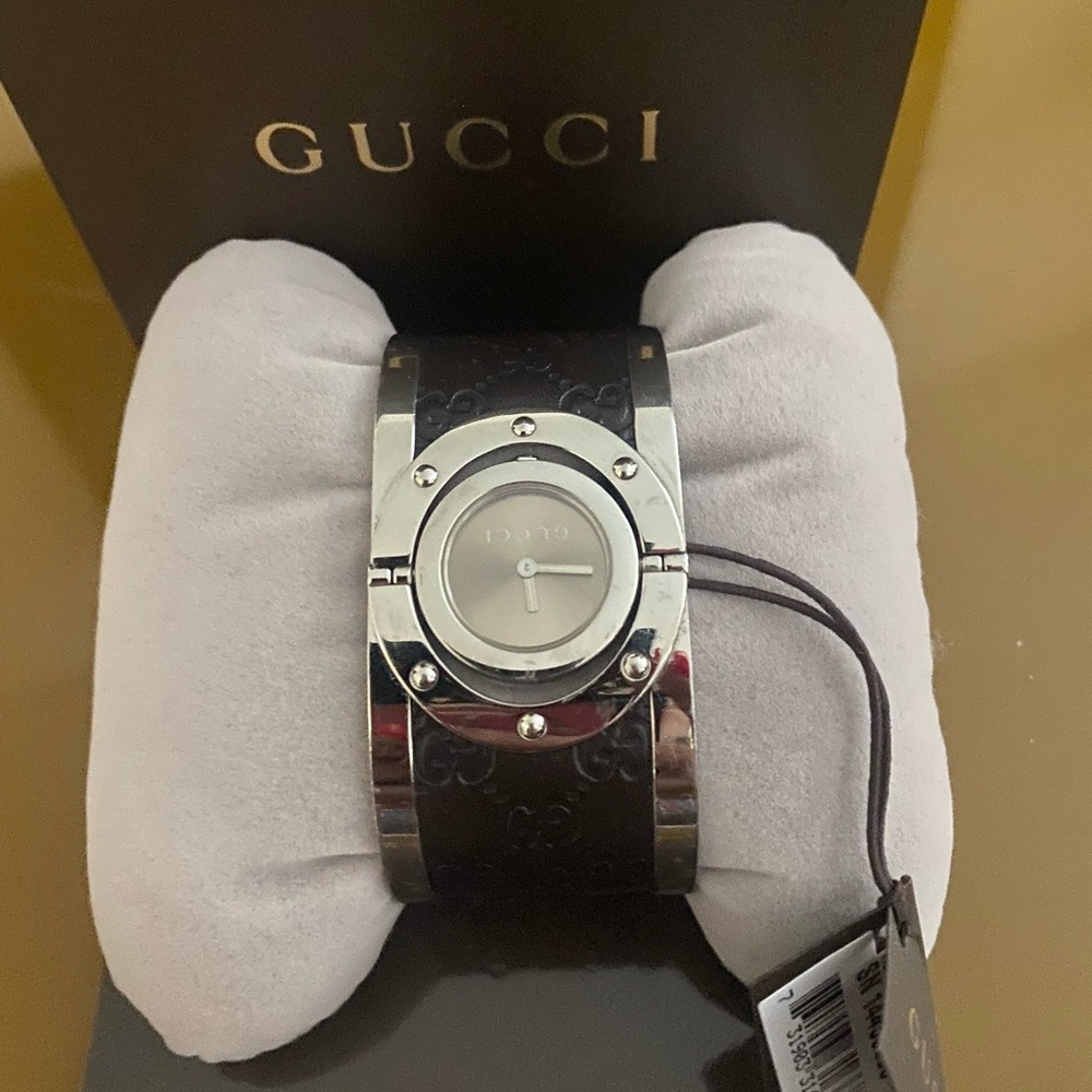 Authentic Gucci Twirl Brown dial ladies watch